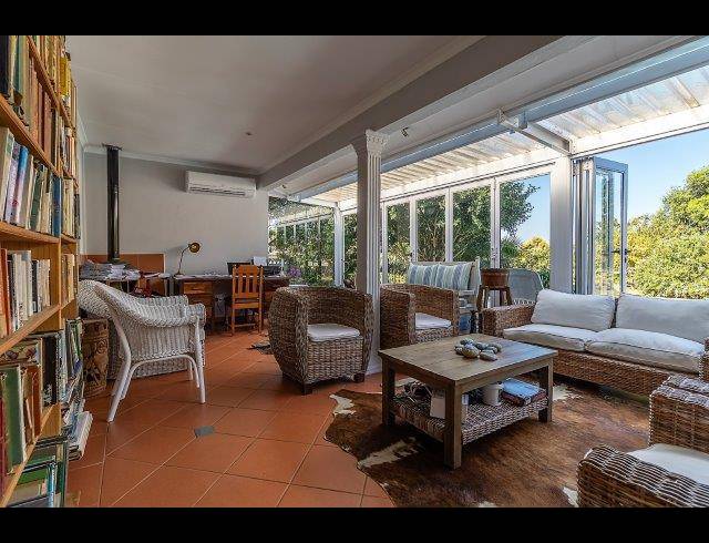 4 BEDROOM FREEHOLD SOLD IN FOREST HILLS